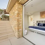 Sous Le Soleil Villa